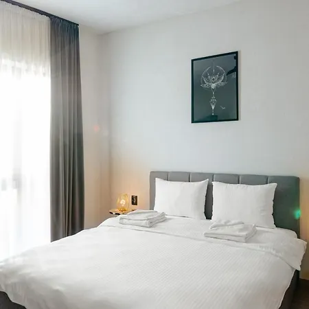 Centro Ξενοδοχείο με διαμερίσματα 3*