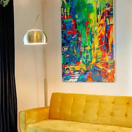 Centro Ξενοδοχείο με διαμερίσματα 3*